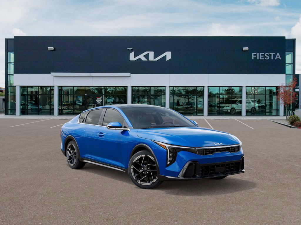2025 Kia K4 GT-Line photo 7