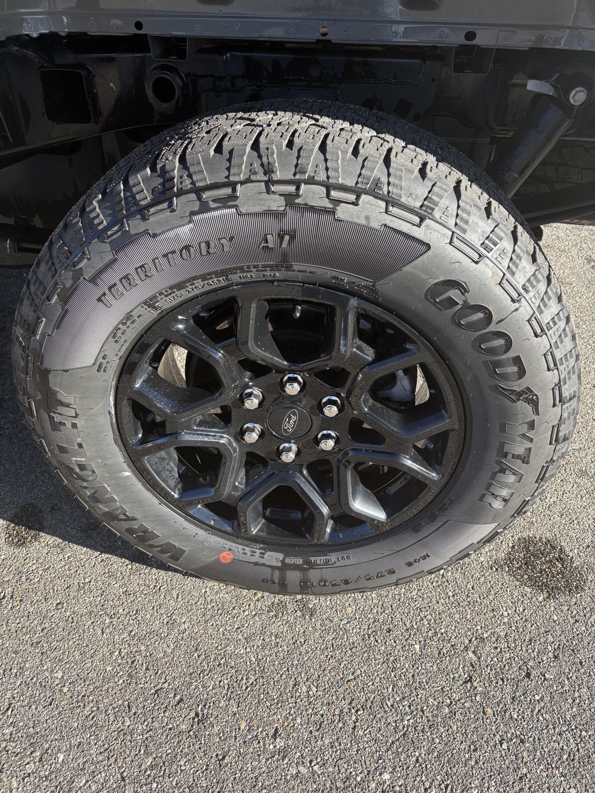 2025 Ford F-150 XLT photo 4