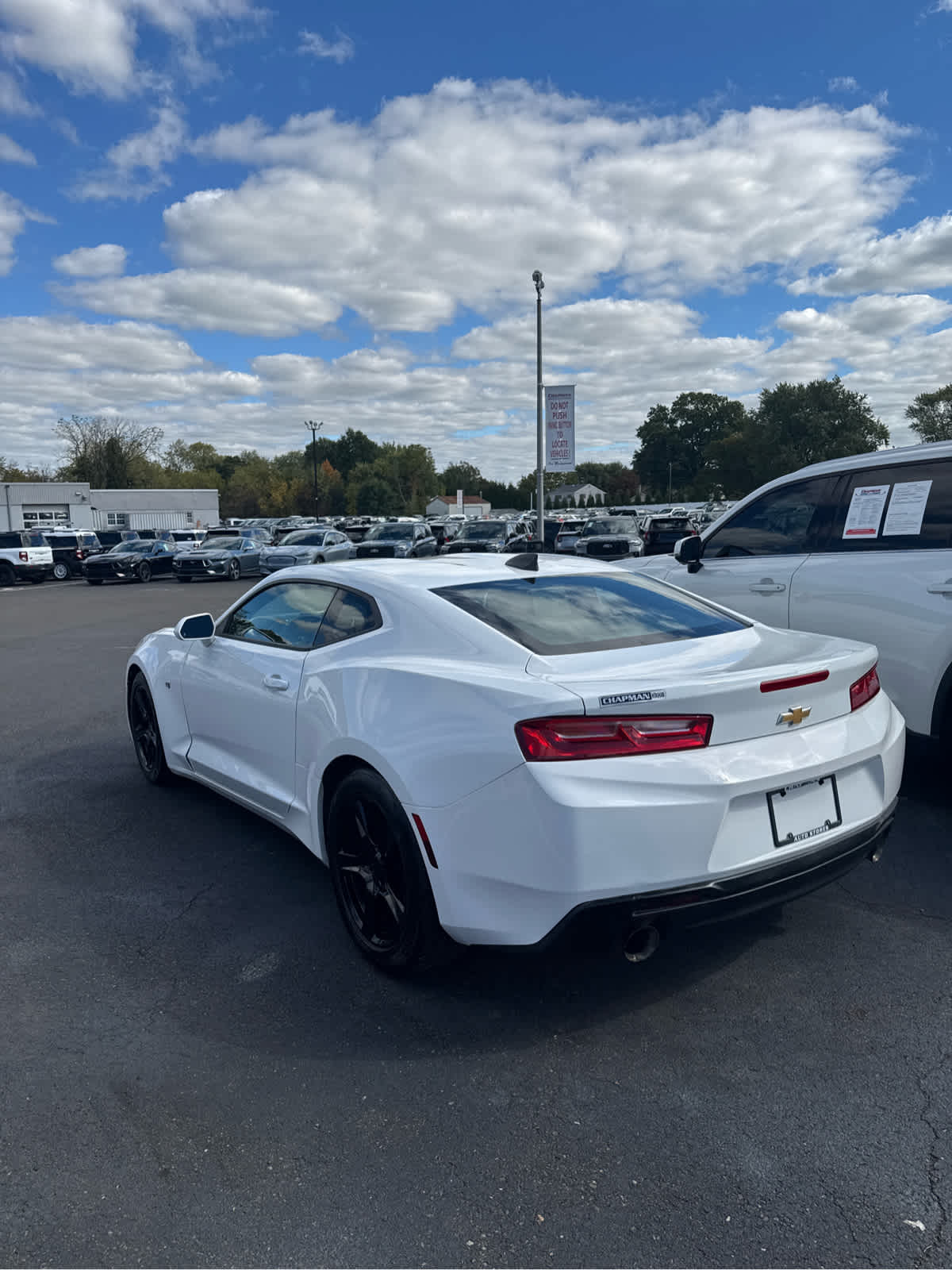 2017 Chevrolet Camaro 1LT photo 4