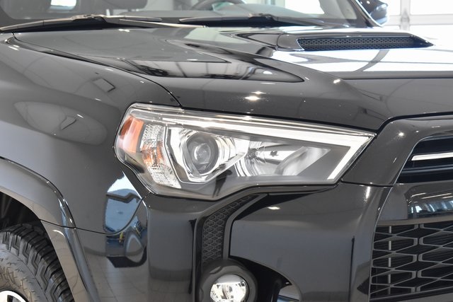 2024 Toyota 4Runner TRD Off-Road Premium photo 2