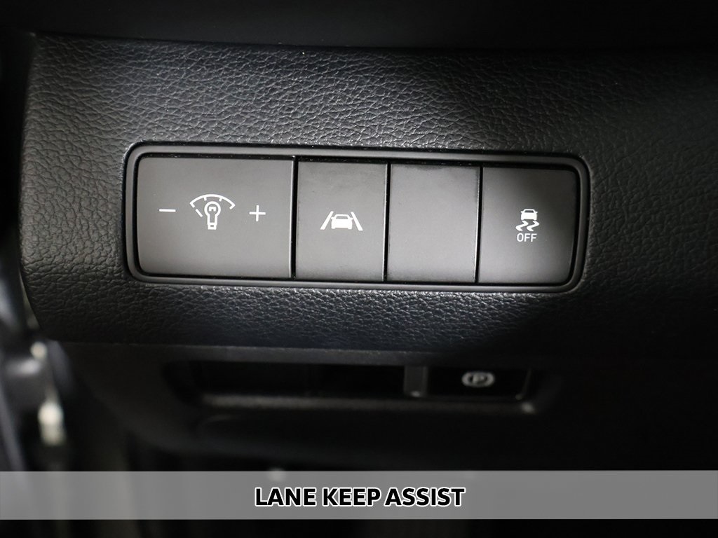 2022 Hyundai Santa Fe SE photo 4