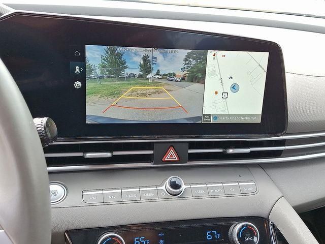 2023 Hyundai Elantra SEL photo 15