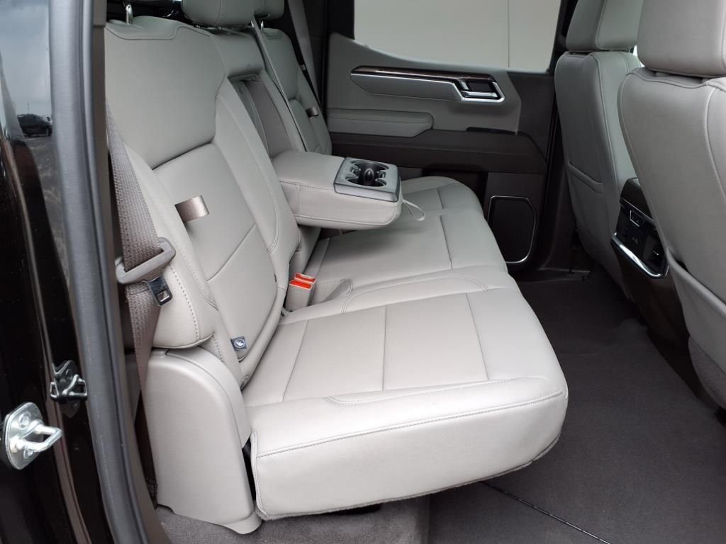 2025 Chevrolet Silverado 1500 LTZ photo 22