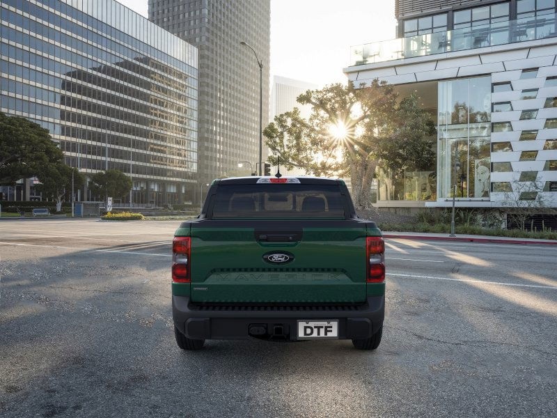 2025 Ford Maverick Lariat photo 4