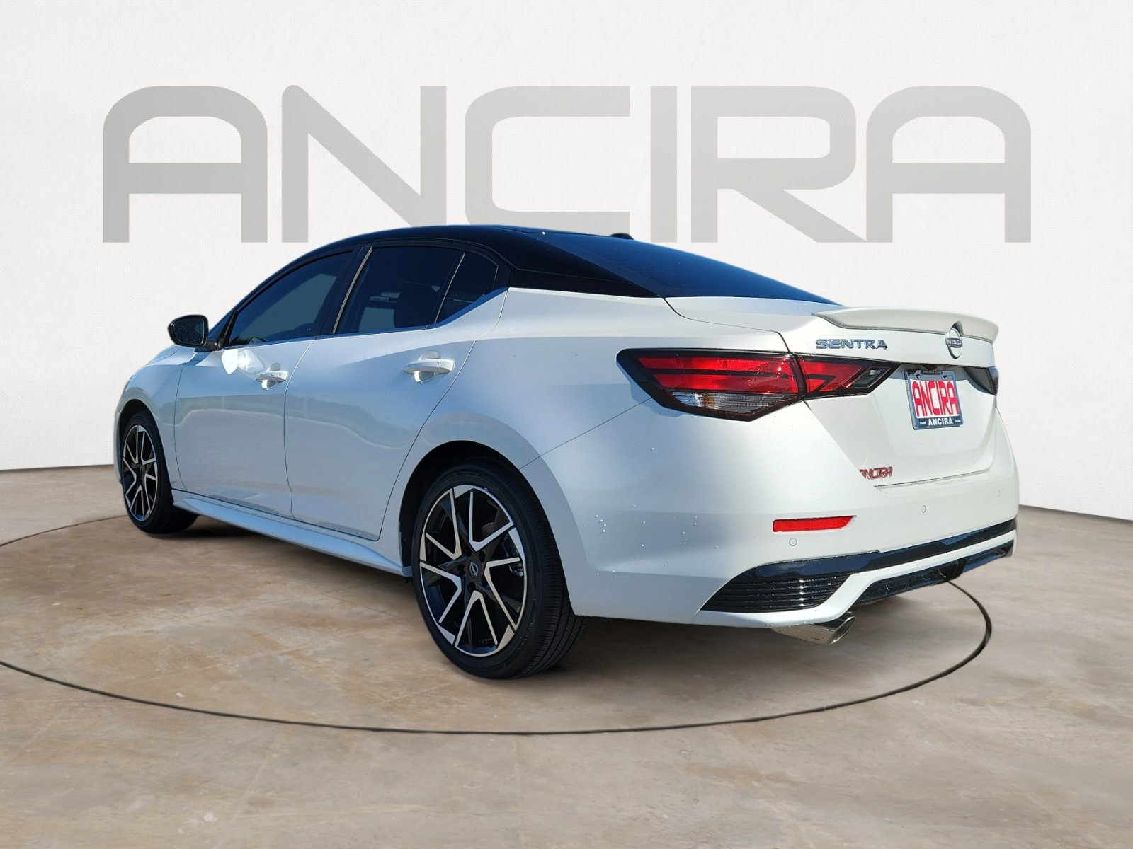 2025 Nissan Sentra SR photo 7