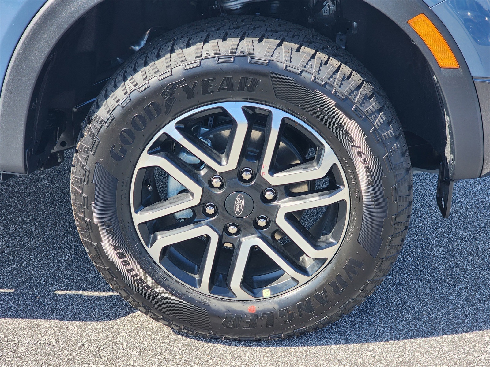 2025 Ford Ranger Lariat photo 10