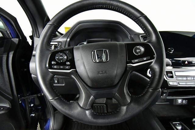 2021 Honda Passport Touring photo 2