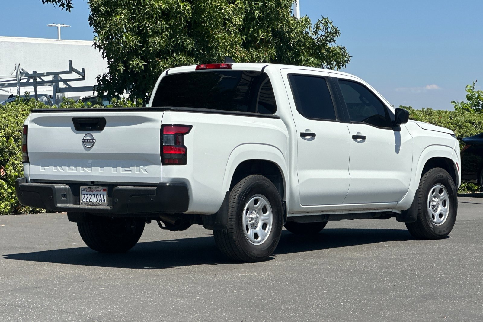 2024 Nissan Frontier S photo 4