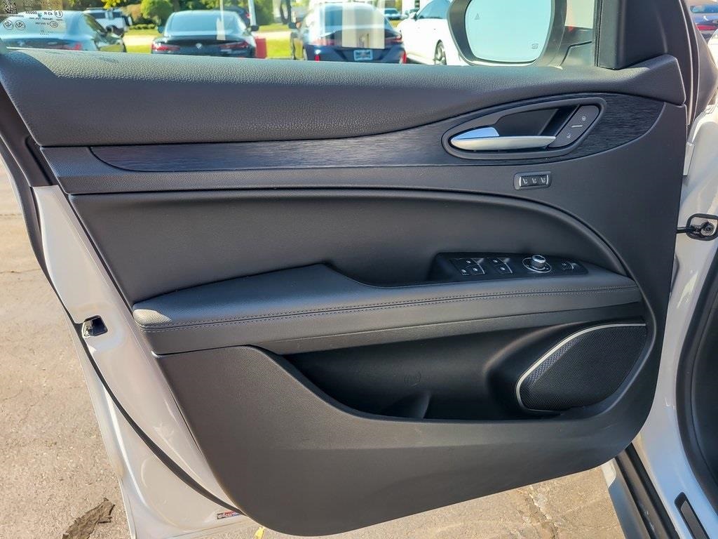 2022 ALFA ROMEO STELVIO - Image 15