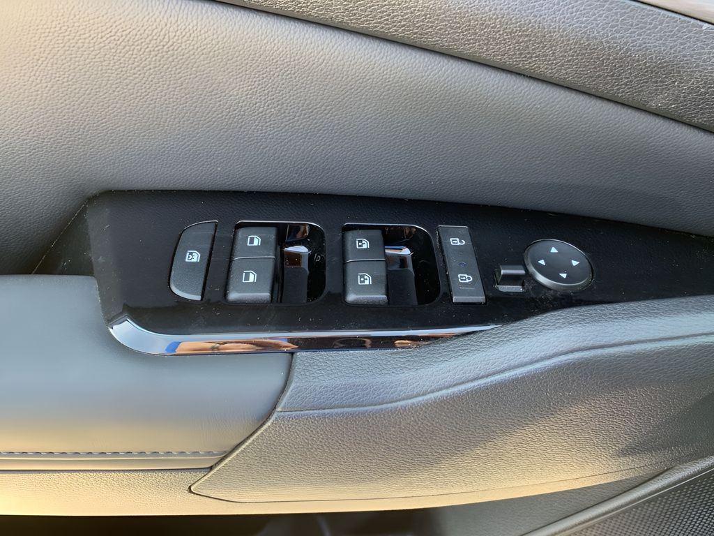 2023 Kia Sportage X-Line photo 9
