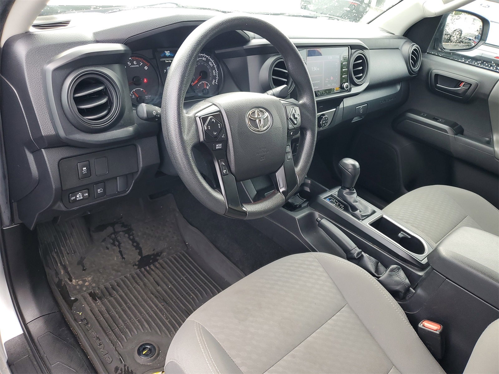2022 Toyota Tacoma SR5 photo 6