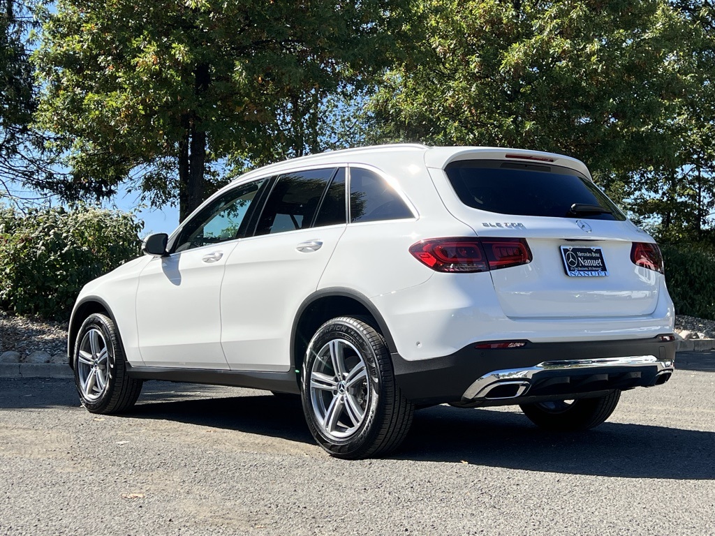 2022 Mercedes Benz GLC 300 4MATIC photo 5