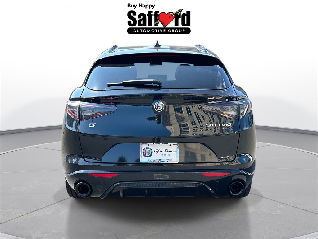 2025 Alfa Romeo Stelvio Sprint Base photo 8