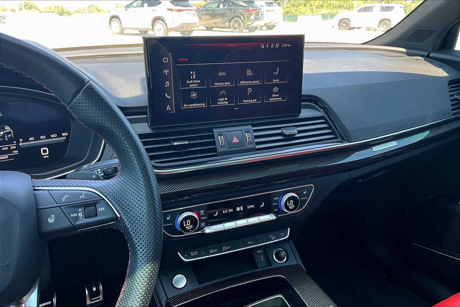 2023 Audi SQ5 Premium Plus photo 11