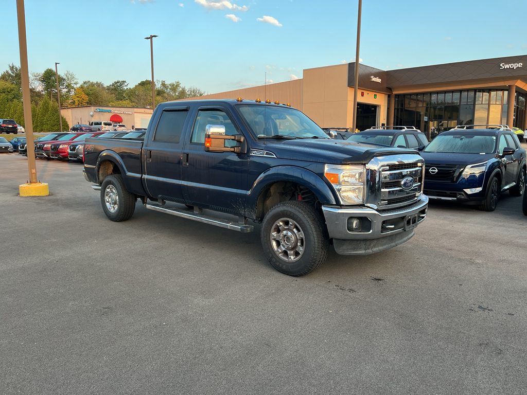 2016 Ford F-250 XLT photo 2