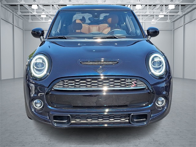 2020 Mini Cooper 2 Door Hardtop S Iconic photo 2
