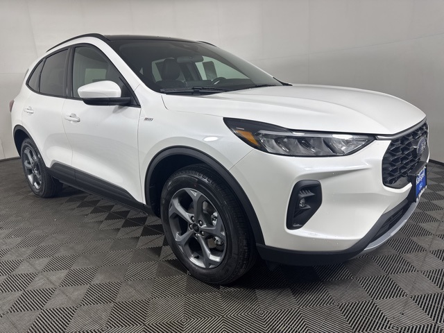 2026 Ford Escape ST-Line Select's photo