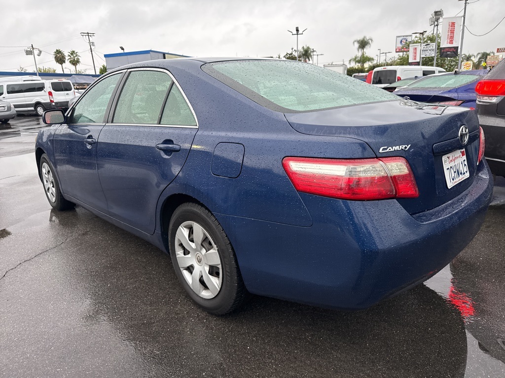 2007 Toyota Camry LE photo 3