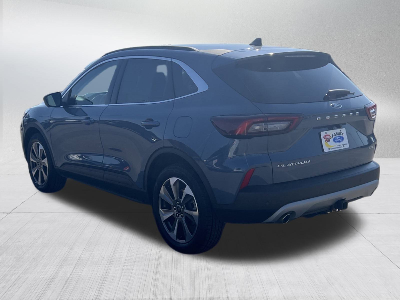 2023 Ford Escape Platinum photo 5