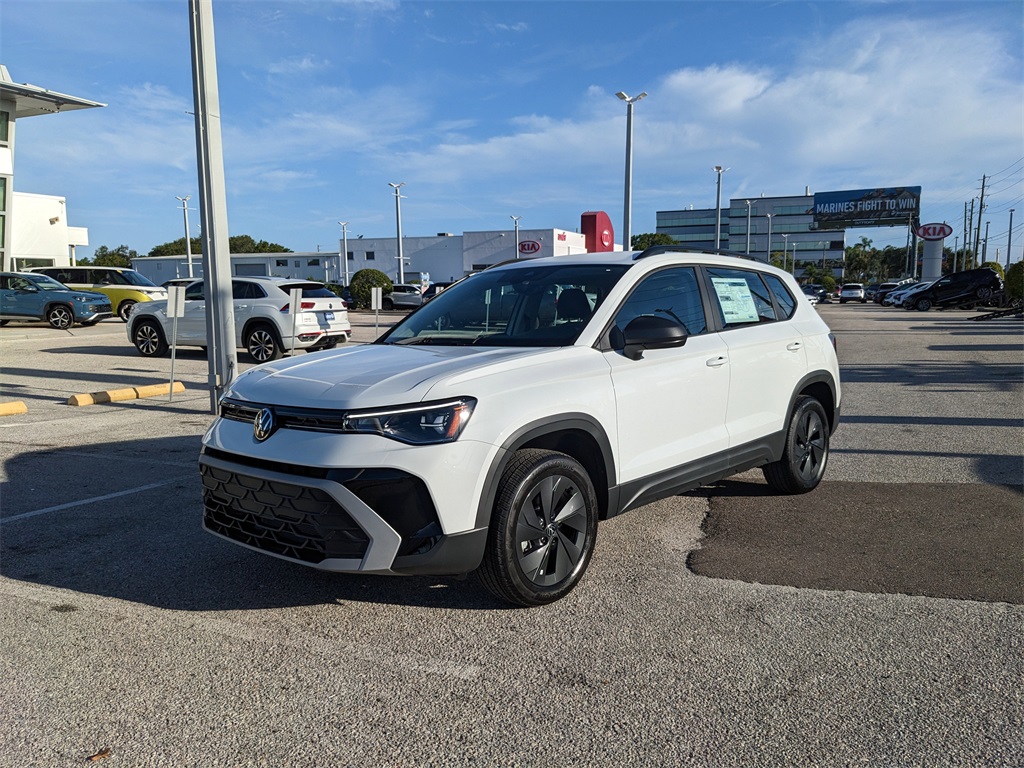 2025 Volkswagen Taos S photo 2