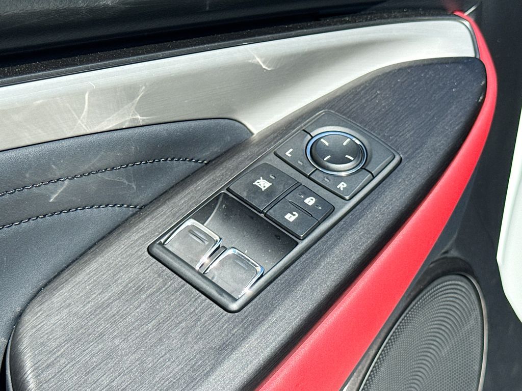 2024 Lexus RC 350 F SPORT photo 19