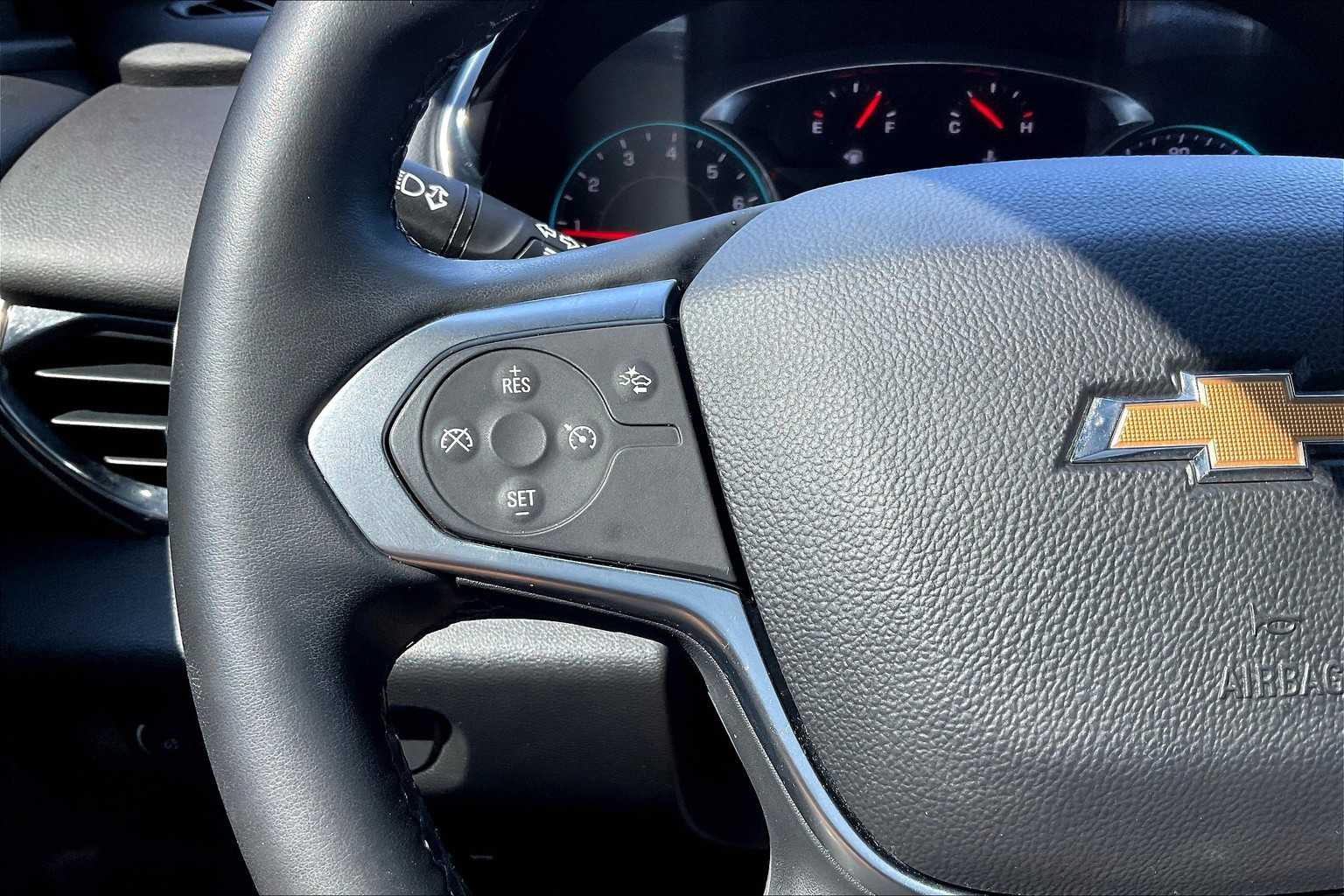 2023 Chevrolet Traverse Cloth photo 16