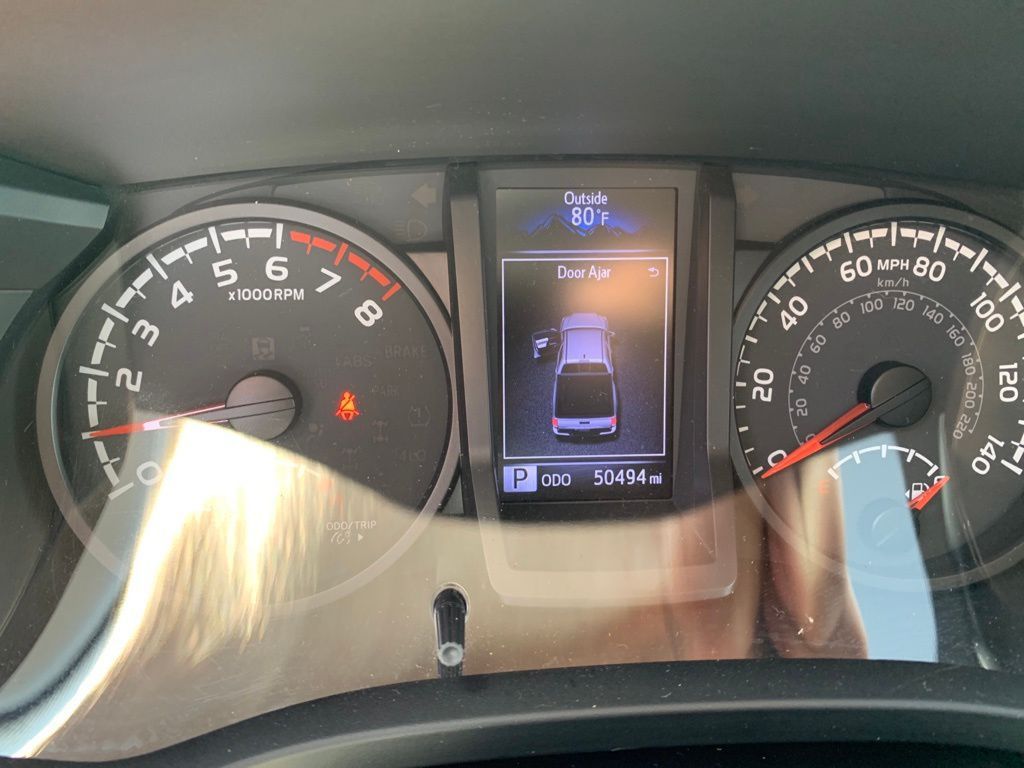 2020 Toyota Tacoma SR5 4x4 photo 14