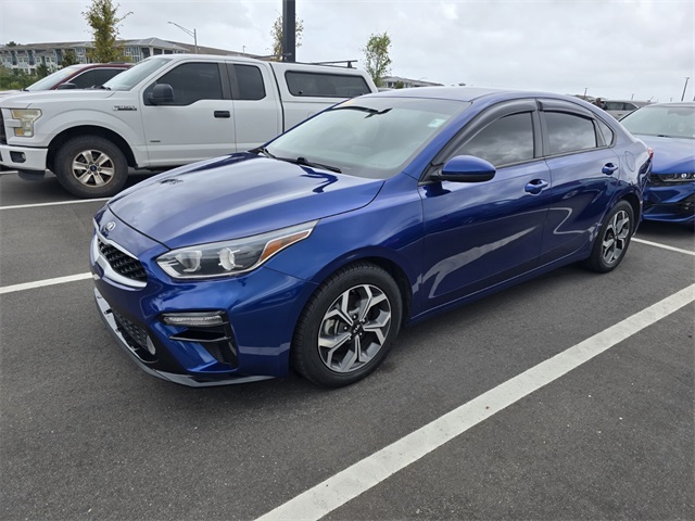 2020 Kia Forte LXS photo 2