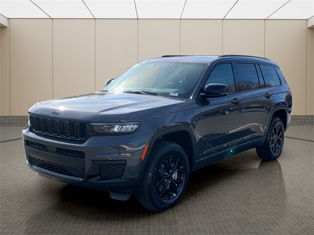2025 Jeep Grand Cherokee L Altitude's photo