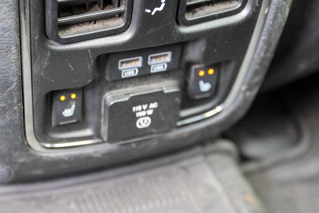 Used 2018 Red Jeep Trailhawk image 21