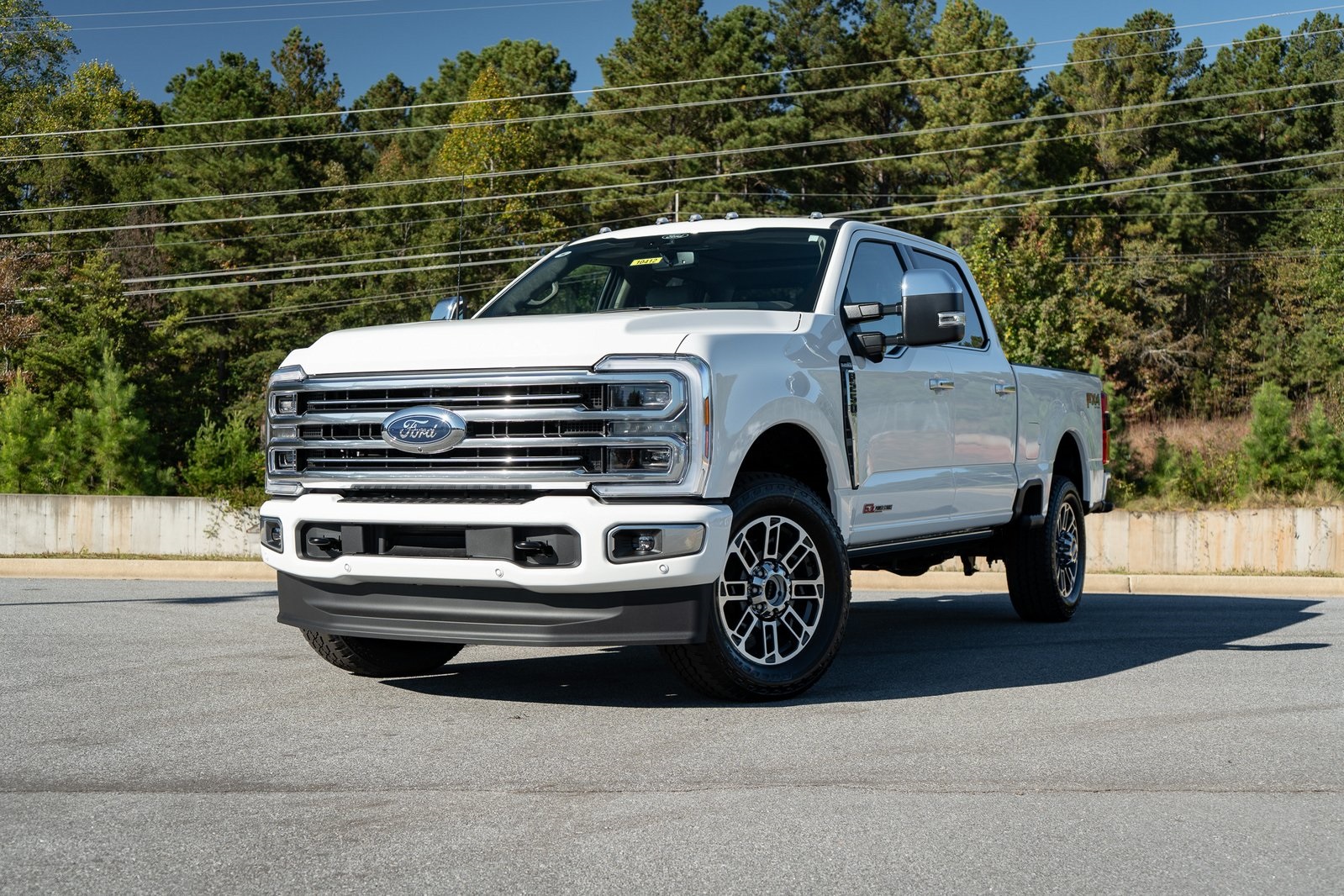 2026 Ford F-250 Super Duty Platinum's photo