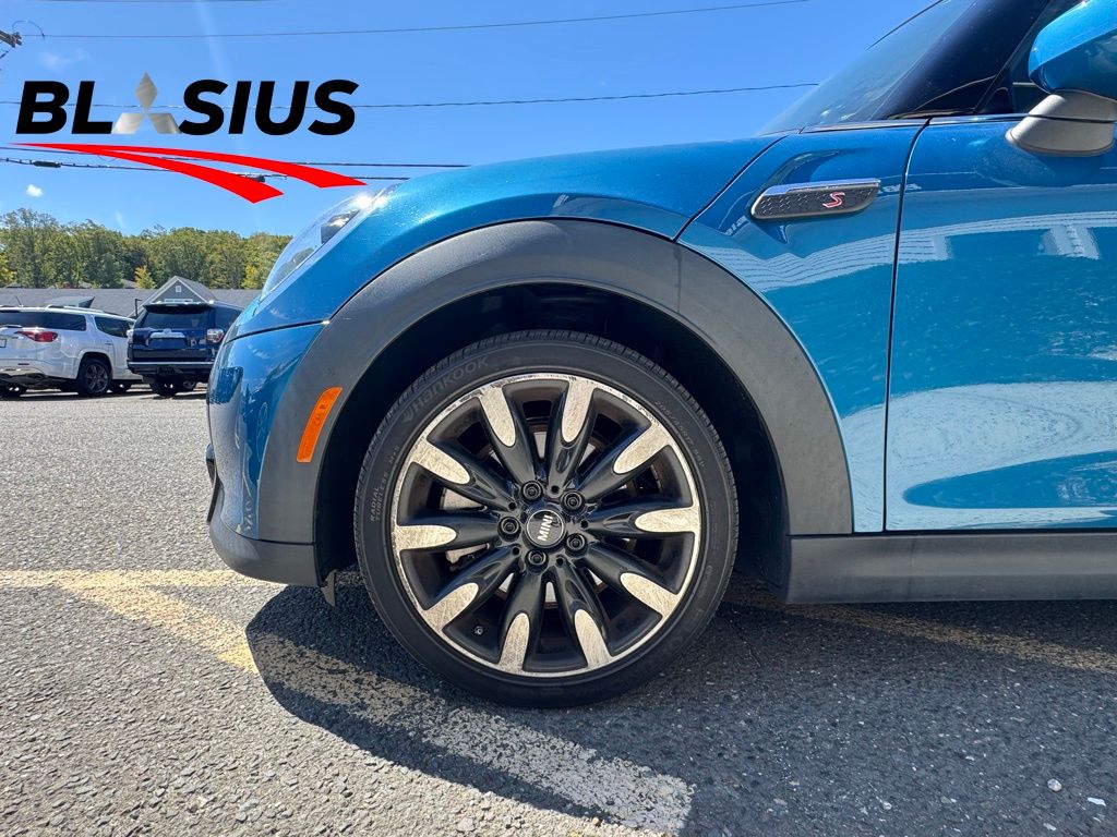2023 Mini Cooper Convertible S photo 9
