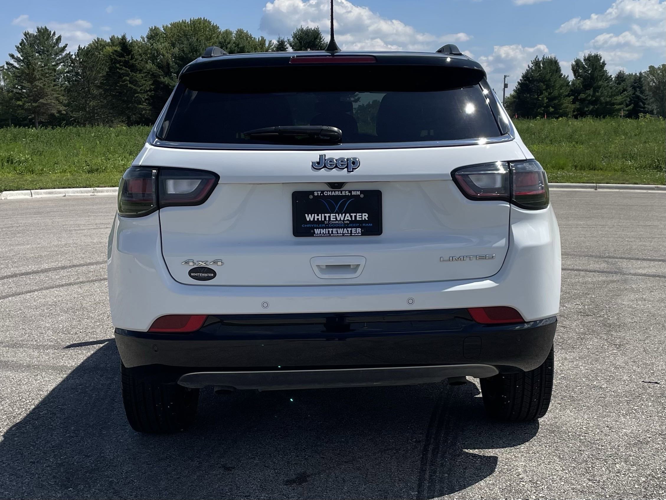 2024 Jeep Compass Limited photo 3
