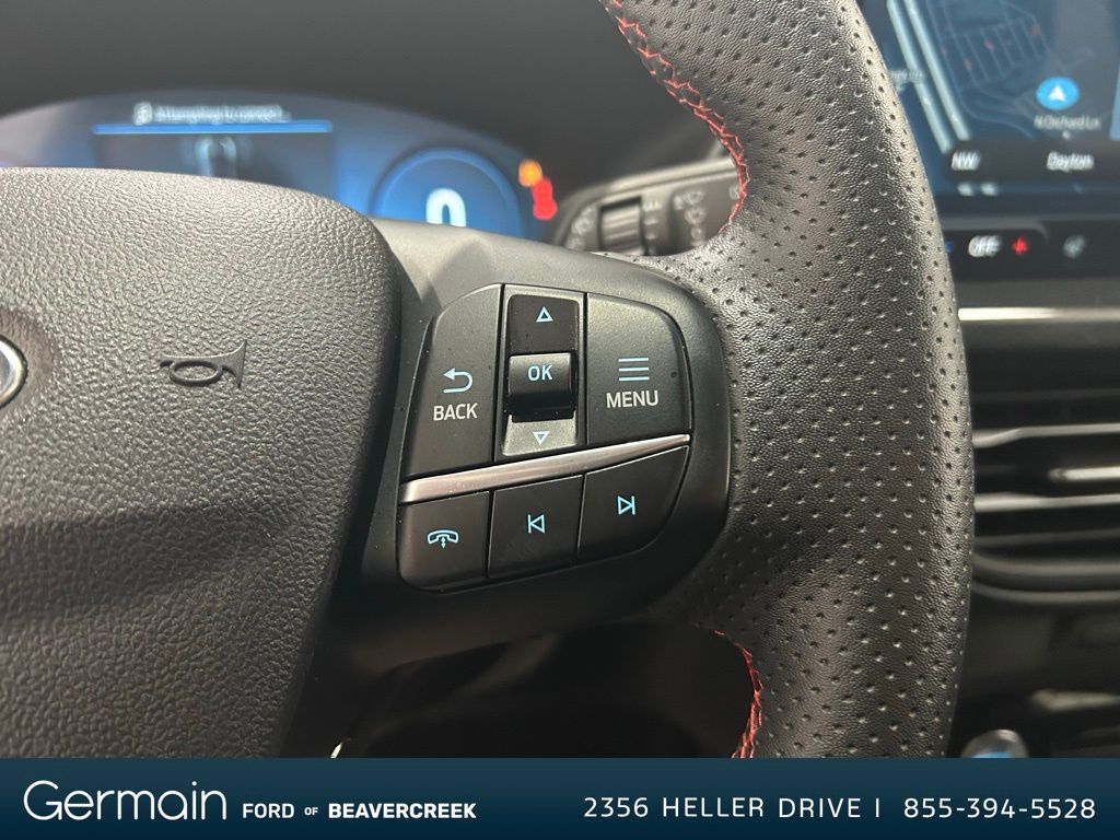2023 Ford Escape ST-Line Select photo 23