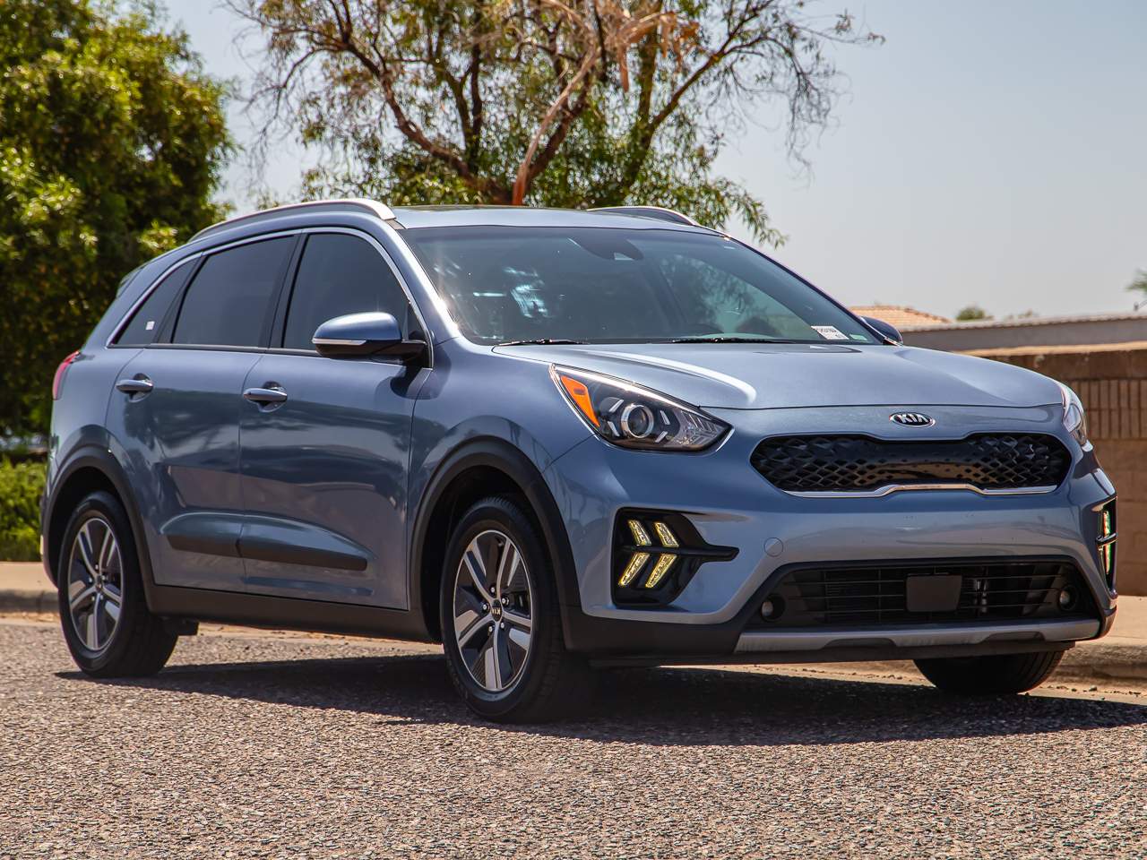 2020 Kia Niro EX Premium photo 3
