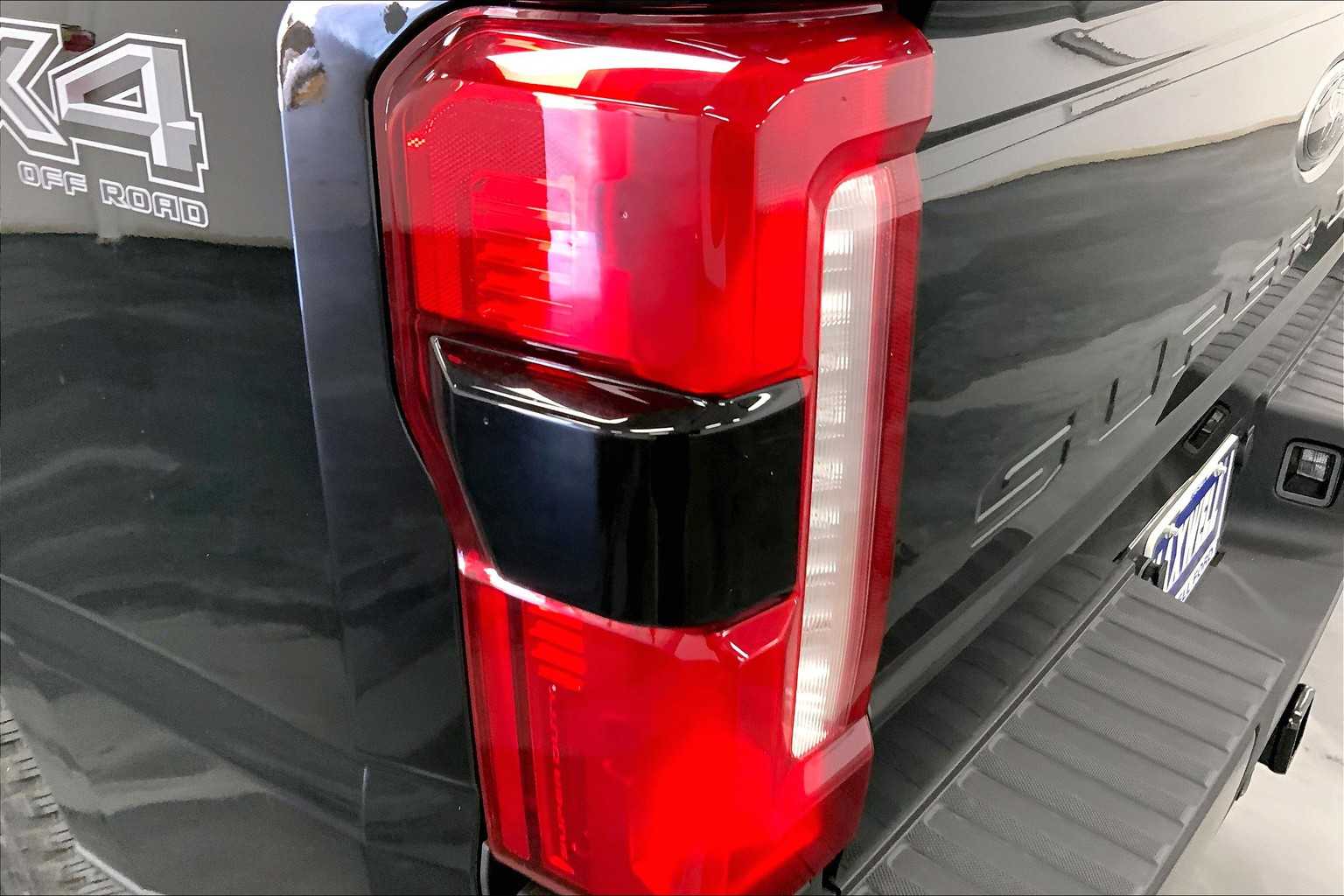 2025 Ford F-250 Super Duty Lariat - Photo 14