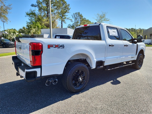 2025 Ford F-250 XL photo 3