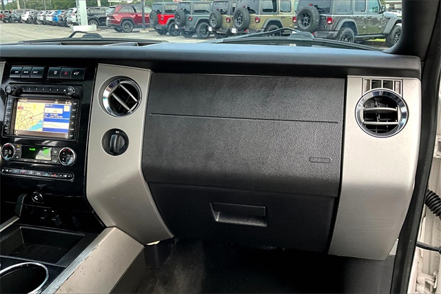 2014 Ford Expedition EL Limited photo 23