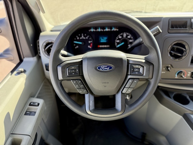 2025 Ford E-350 Base photo 17