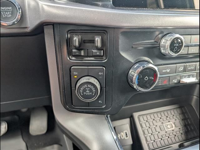 2025 Ford F-150 XLT photo 10
