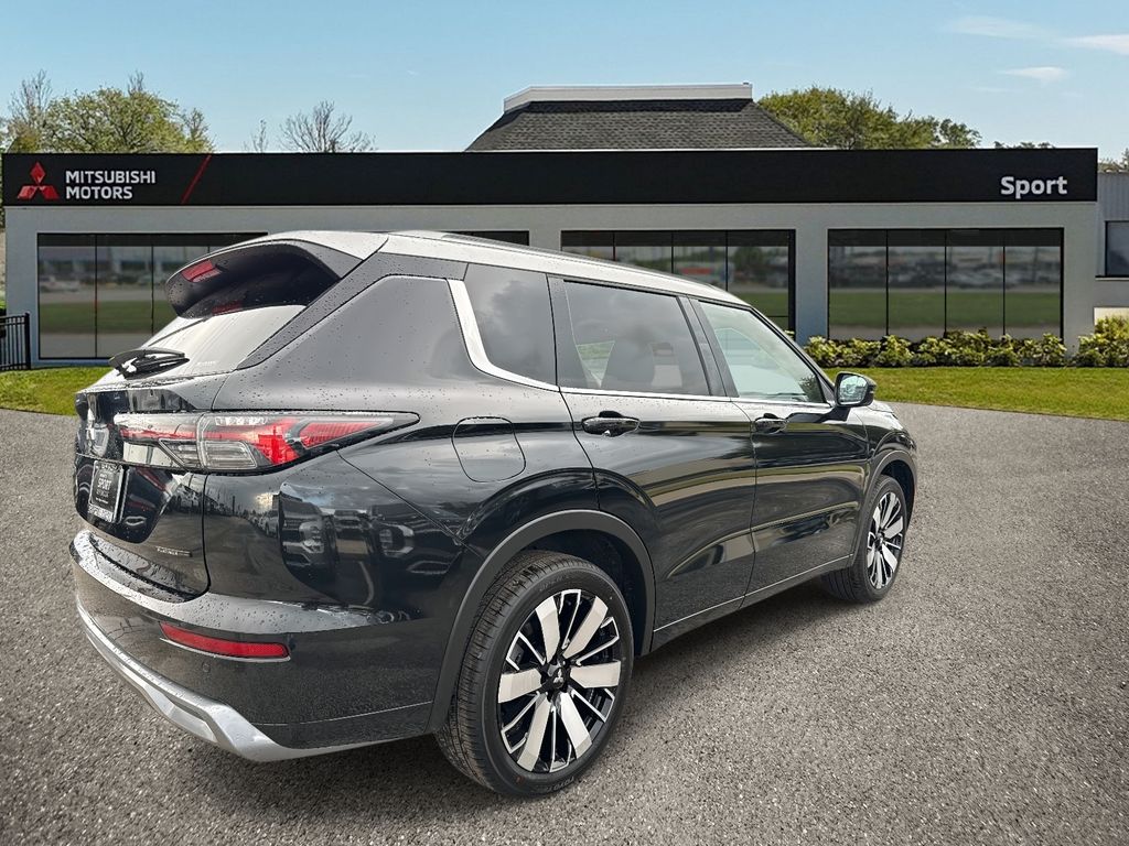 2025 Mitsubishi Outlander SEL GT photo 3