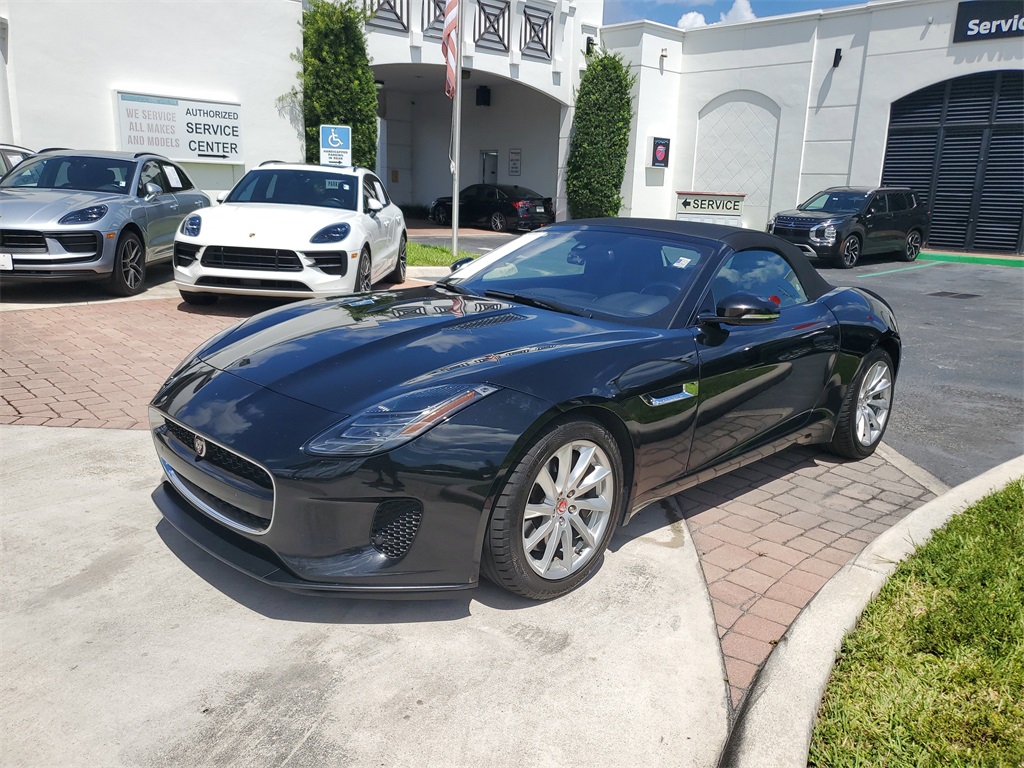 2018 Jaguar F-TYPE Base photo 3