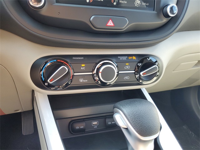 2025 Kia Soul LX S photo 27