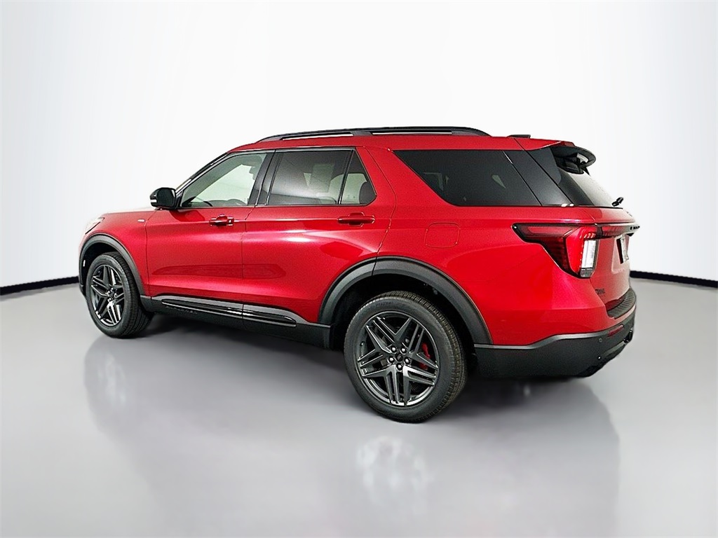 2025 Ford Explorer ST-Line photo 5