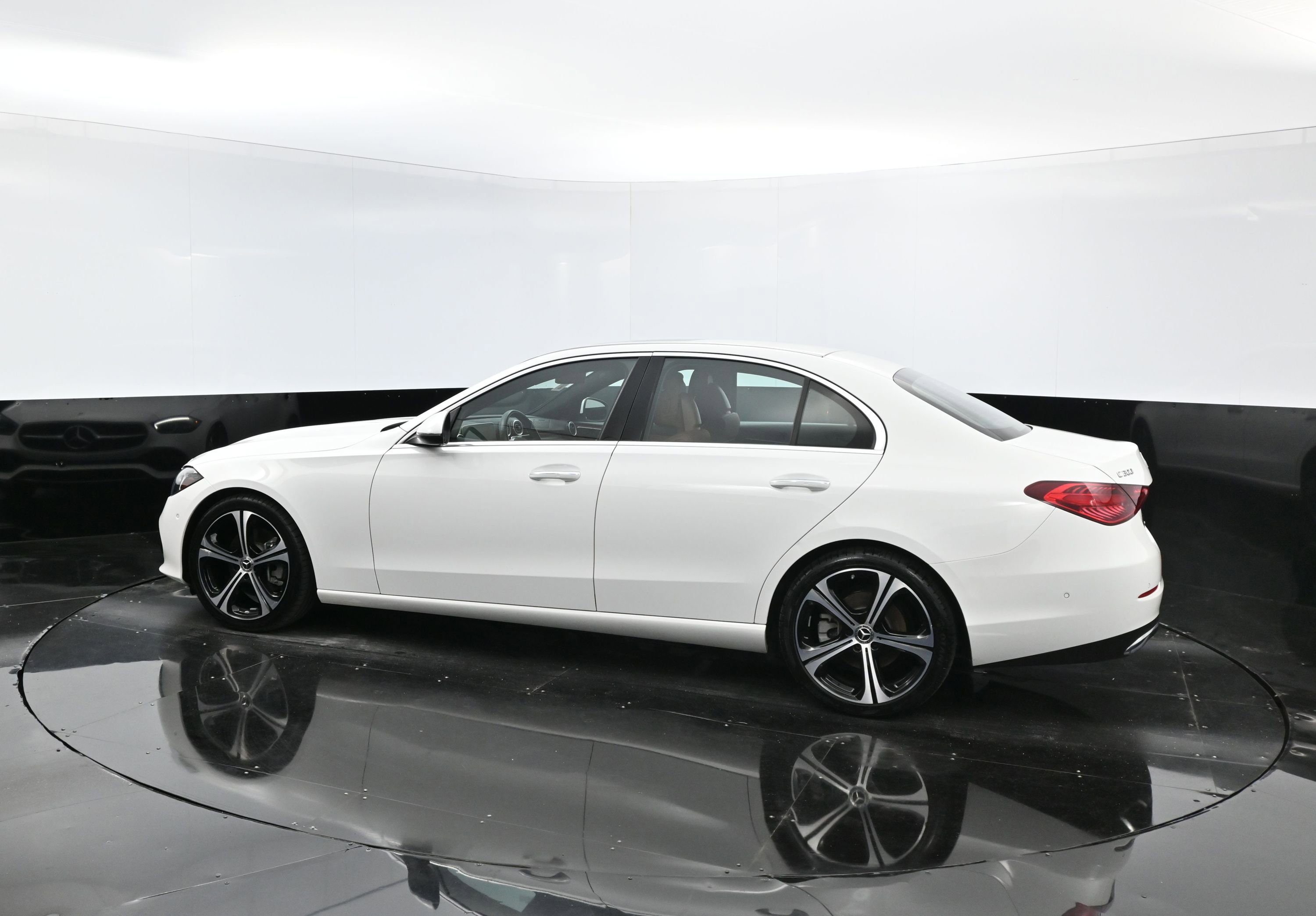 2024 Mercedes Benz C 300 photo 4