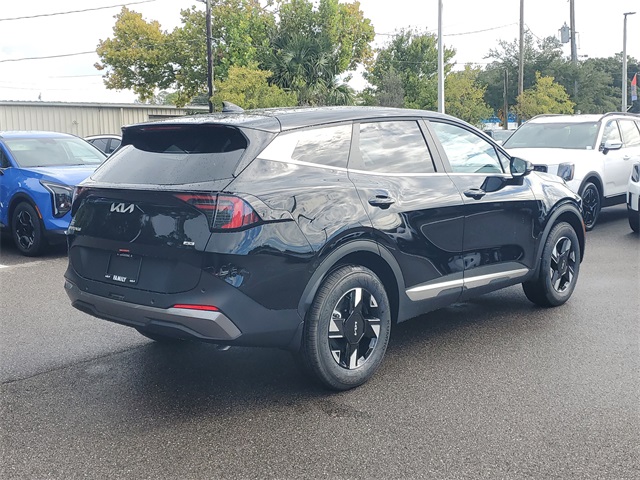 2026 Kia Sportage LX photo 3