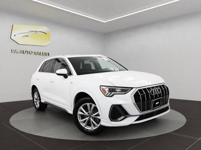 2023 Audi Q3 S Line Premium's photo