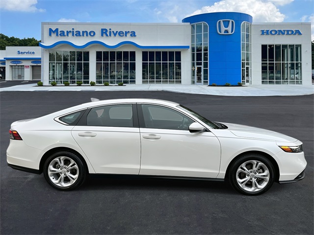 2025 Honda Accord 1.5T LX photo 2