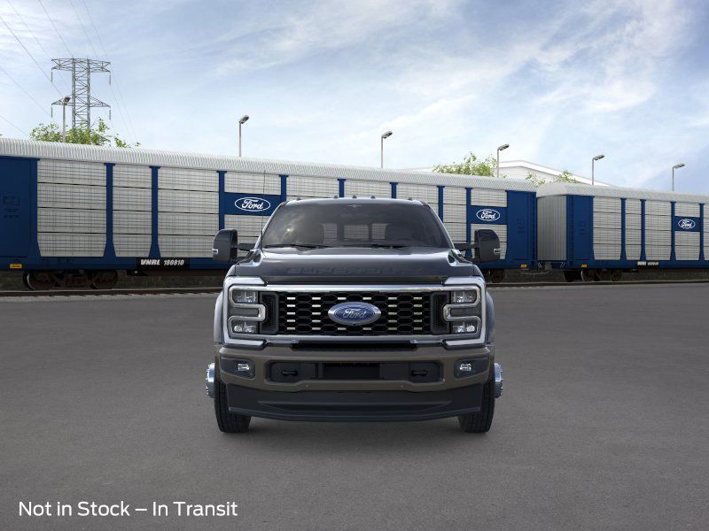 2026 Ford F-450 photo 2