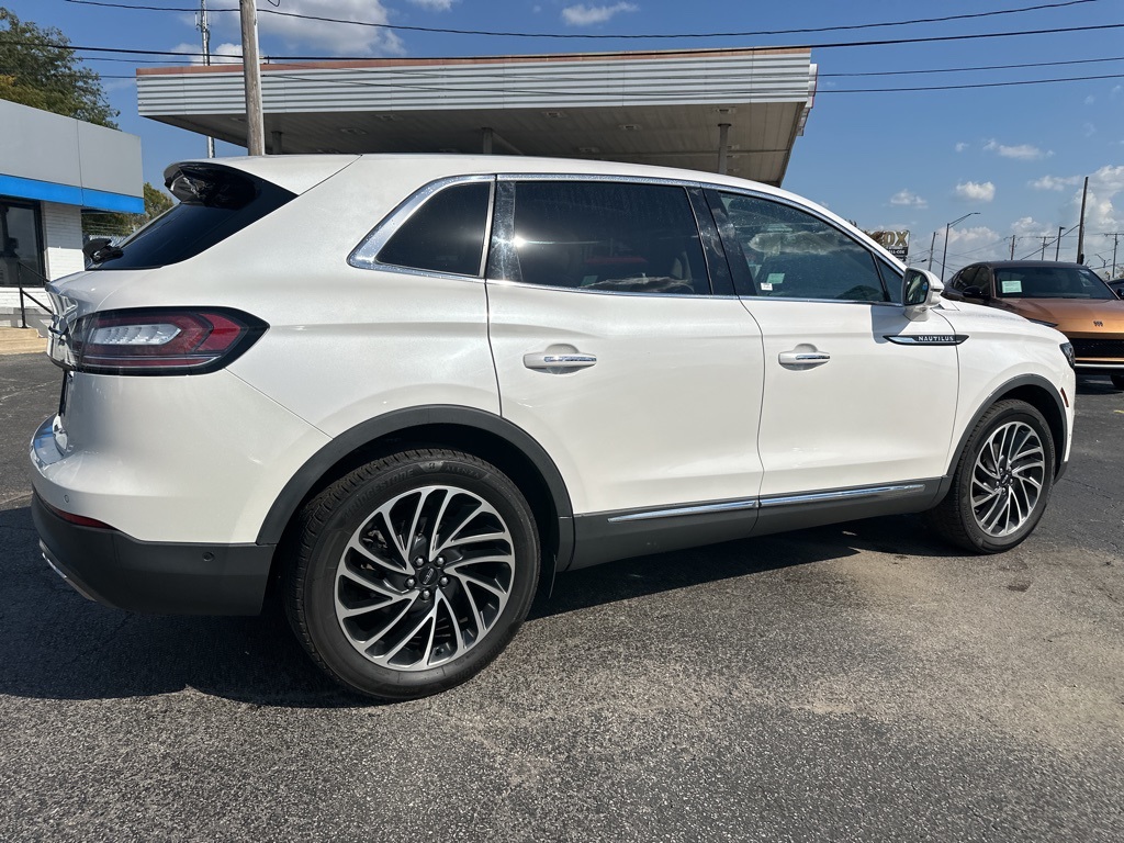 2019 Lincoln Nautilus Reserve photo 46